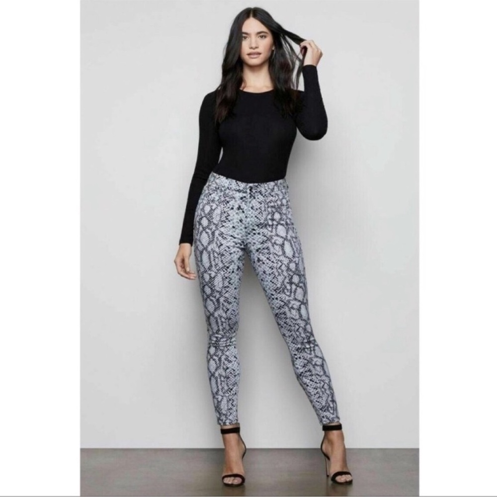 Good American Women’s Snake Python Print Skinny P… - image 1
